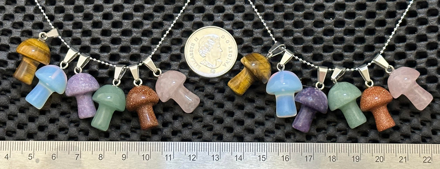 Mushroom Pendant, 5pack - assorted stones WS