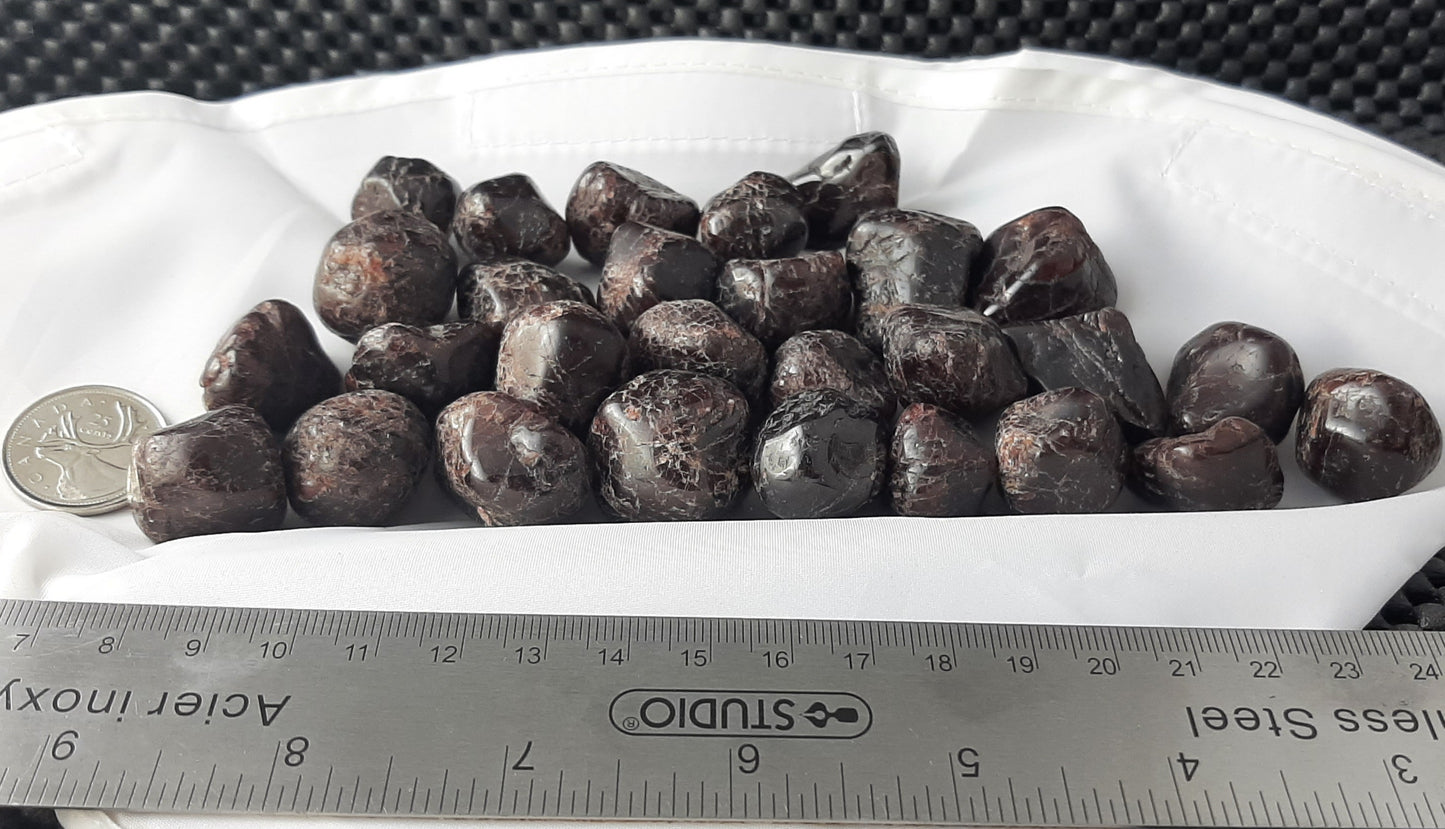 Garnet Tumble by 500g, Large 25mm - 35mm