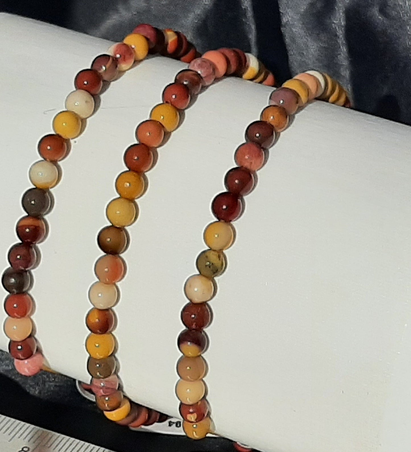 Mookaite Round Bracelet, 4mm WS