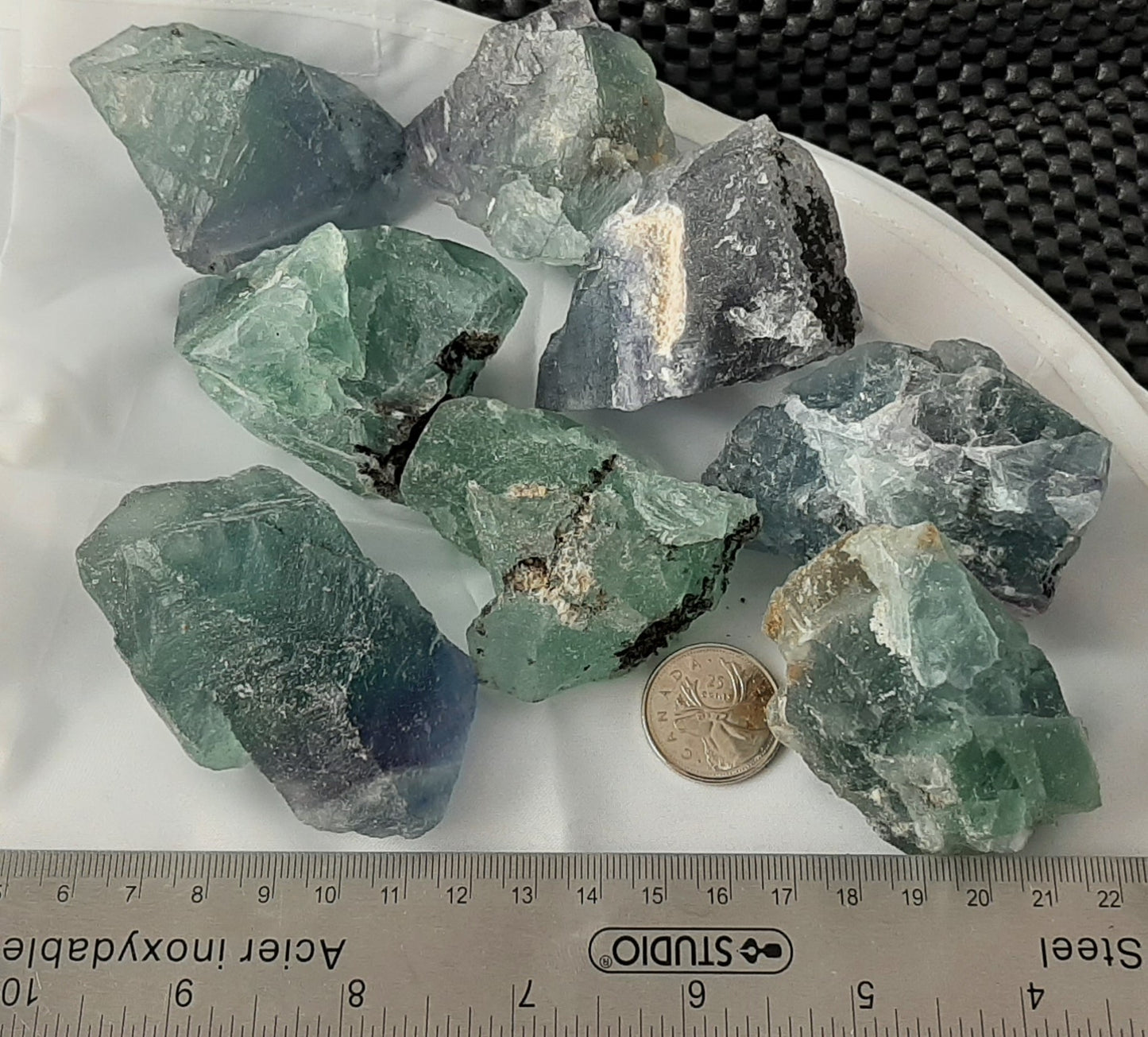 Fluorite Rough by kg, 2.5"