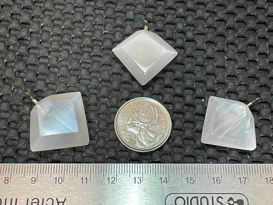 Selenite Pendant, Diamond with Bail, 10pack