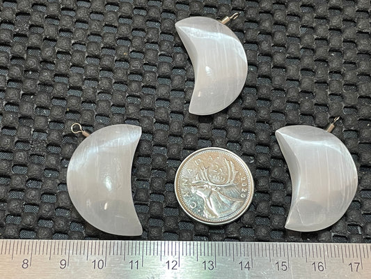 Selenite Pendant, Moon with Bail, 10pack