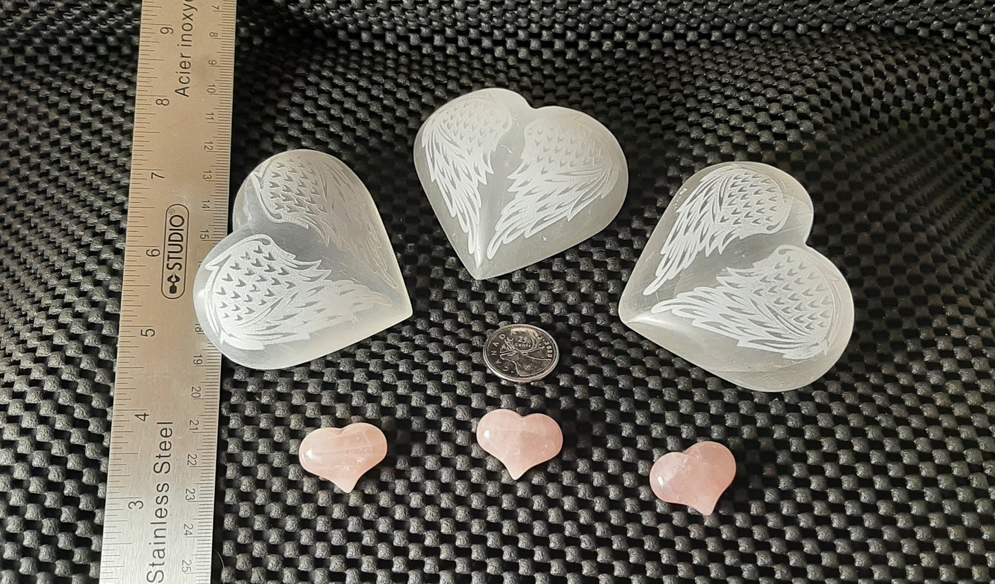 Selenite Heart Palm, 8cm, Wing