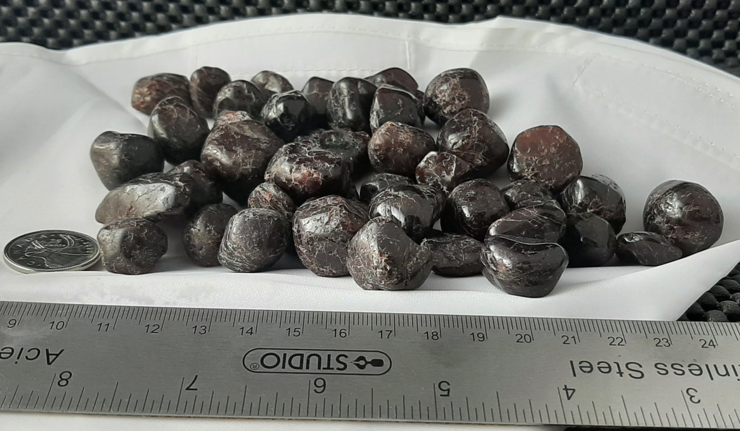 Garnet Tumble by 500g, Small 20mm - 25mm